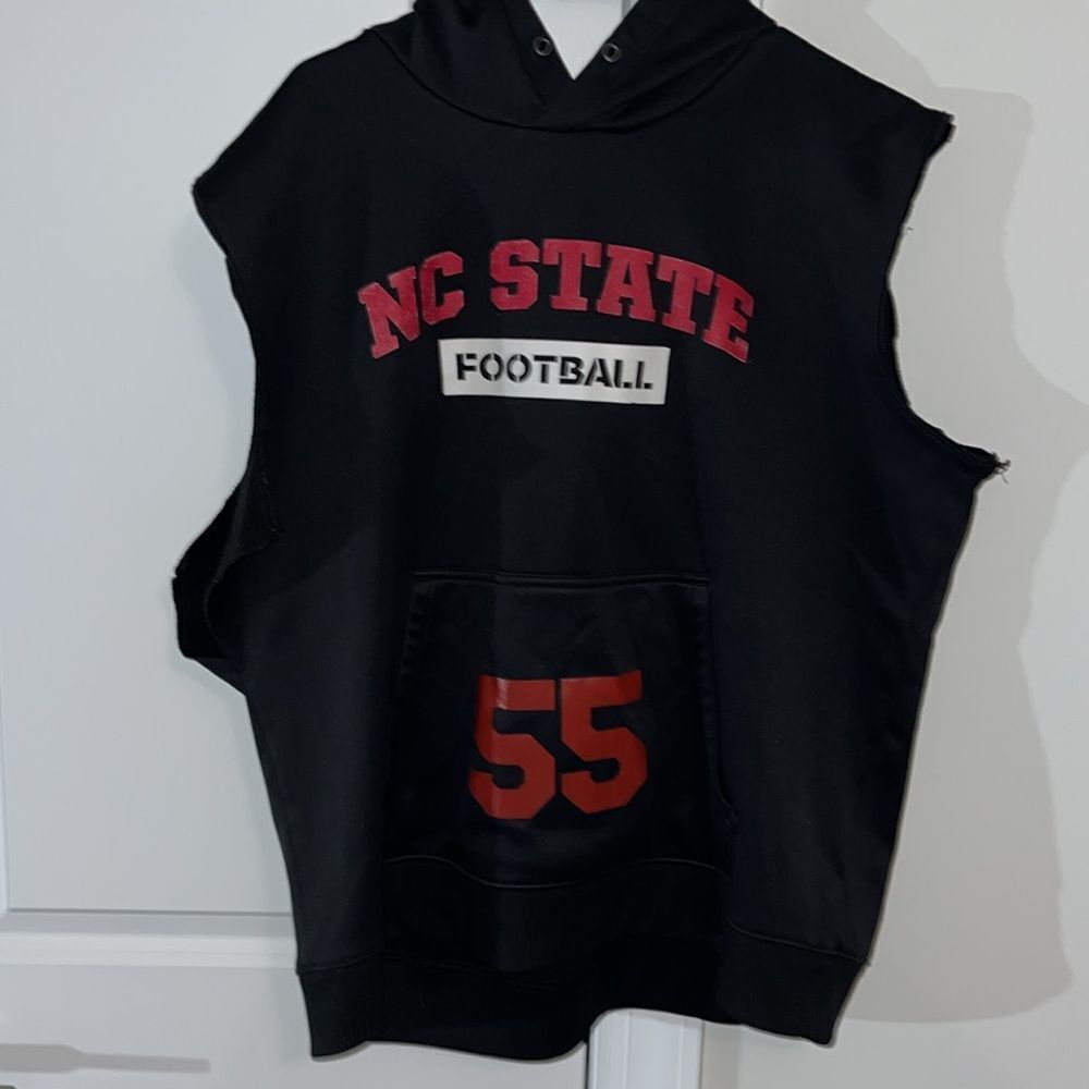 NC State Wolfpack Football Team cut sleeveless Hoodie hooded sweatshirt blackout